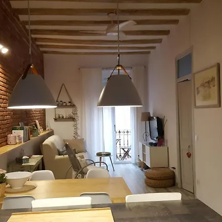 Apartment Luminoso, Centrico Y A 2 Min De La Playa *